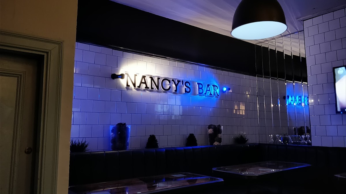 Mama's Bar Grill Pizzeria